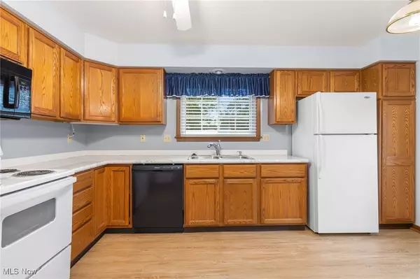 Akron, OH 44312,2155 Abbey RD