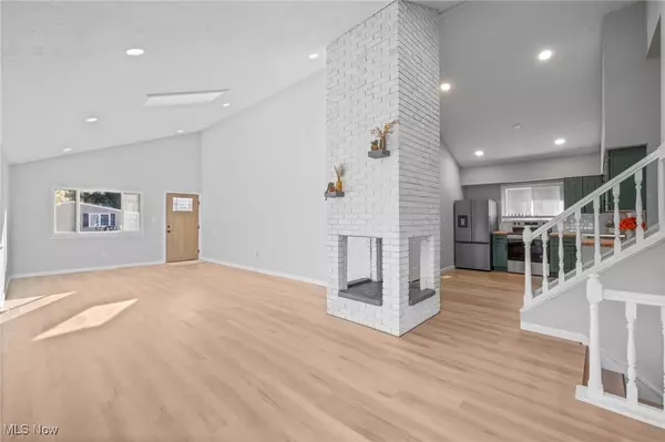 Chippewa Lake, OH 44215,484 Shorefield DR