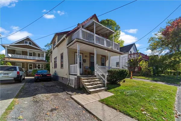 Cleveland, OH 44104,2883 E 114th ST