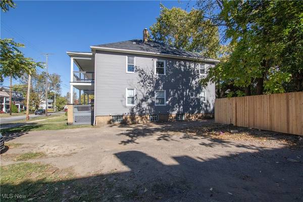 Cleveland, OH 44108,647 Eddy RD