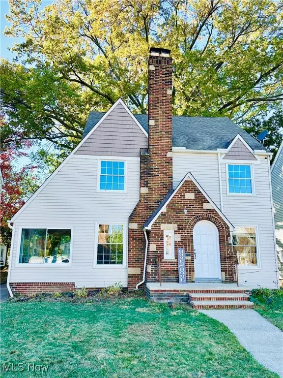 Euclid, OH 44123,290 E 216th ST