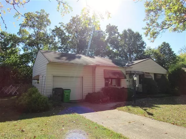 Warrensville Heights, OH 44128,19400 Mayfair LN