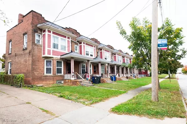 3300 W 98th ST, Cleveland, OH 44102