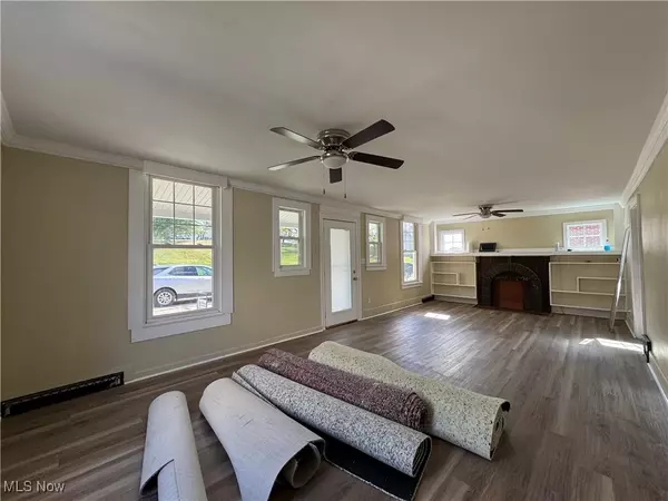 Cadiz, OH 43907,413 Saint Clair AVE