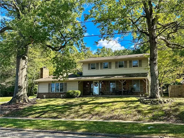 737 N Bentley AVE, Niles, OH 44446