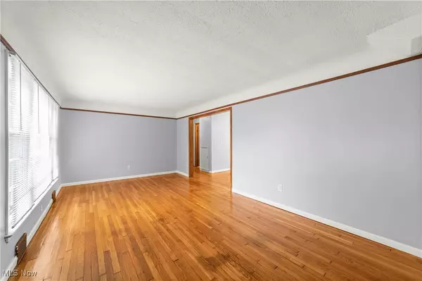 Mentor On The Lake, OH 44060,6086 Seminole TRL