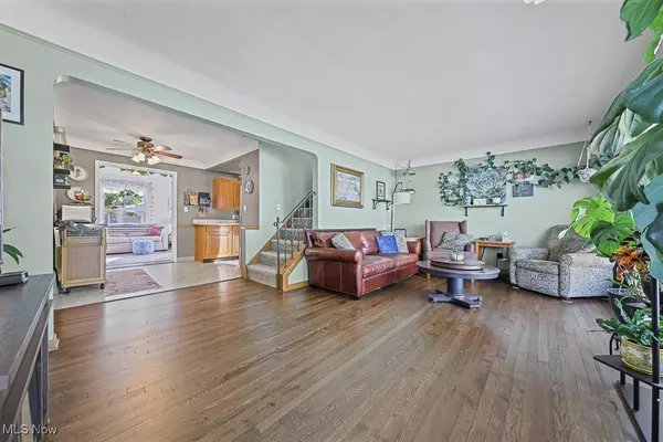 Willoughby, OH 44094,36116 Skytop LN