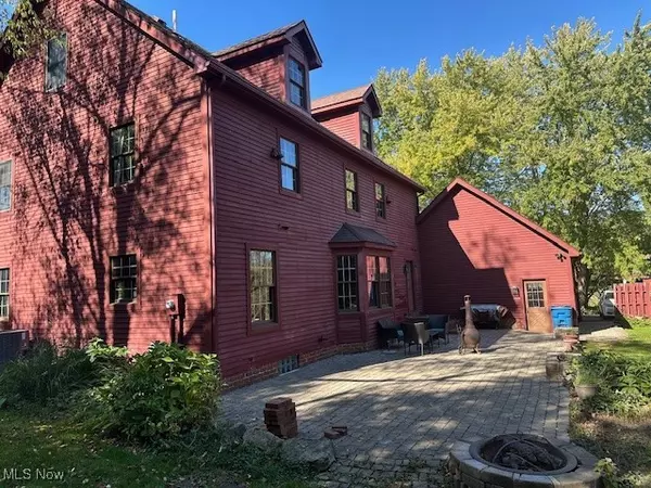 Hubbard, OH 44425,1975 Warner RD