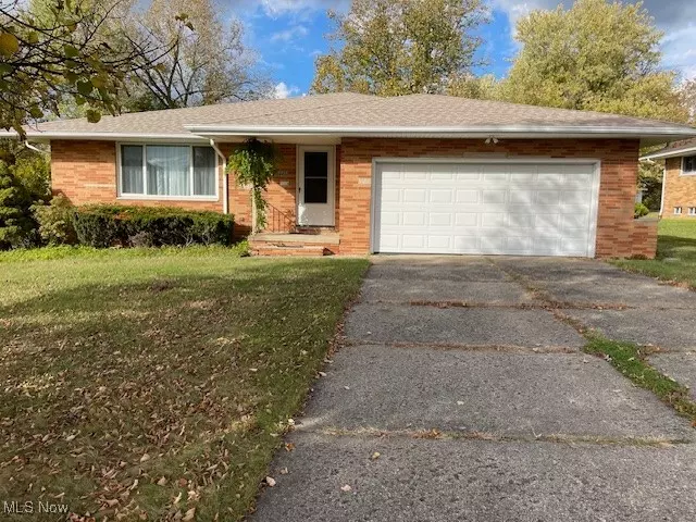 Parma, OH 44134,4402 S Stary DR S