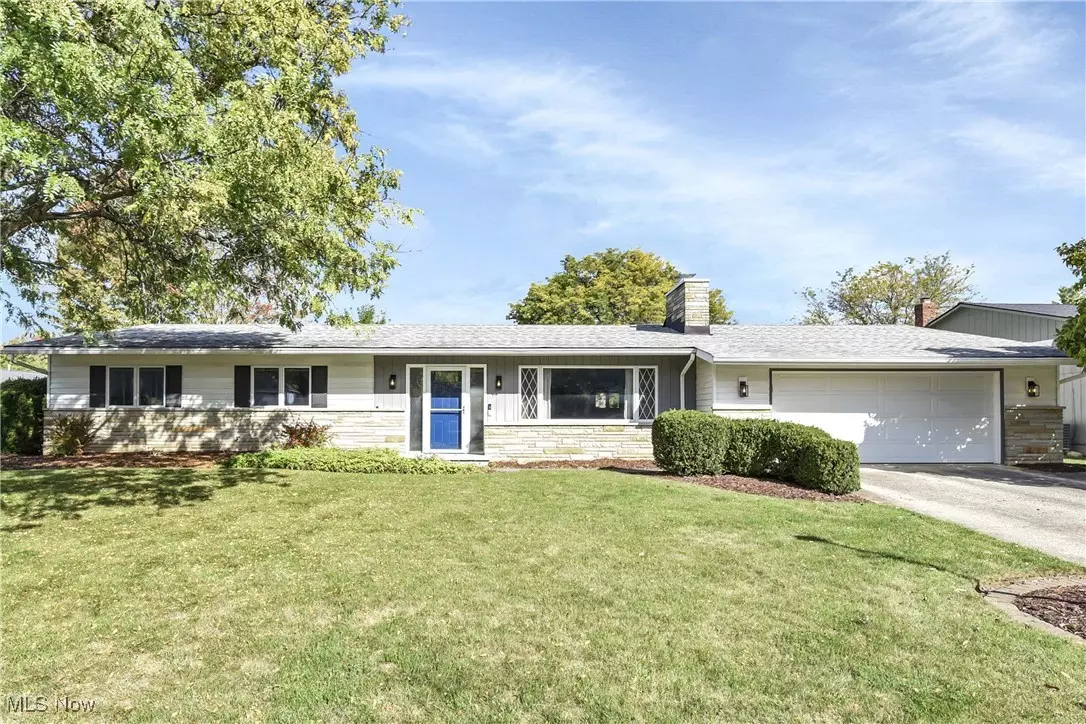 Strongsville, OH 44136,16486 S Red Rock DR