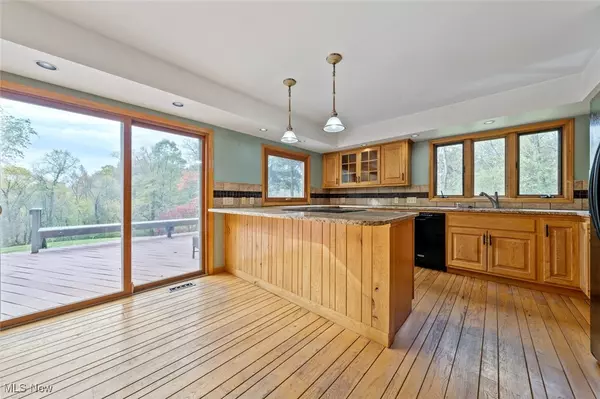 Peninsula, OH 44264,1720 Stine RD