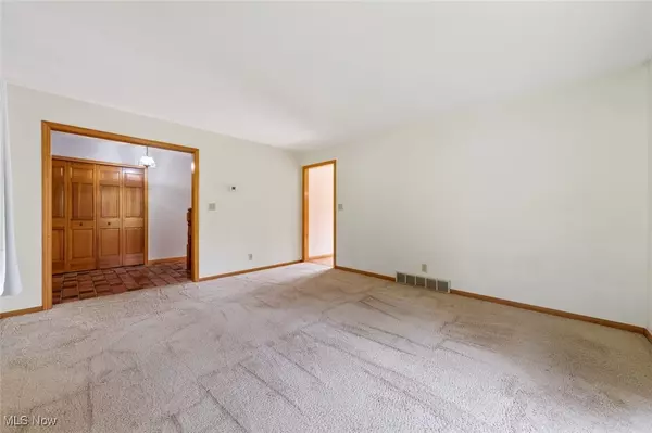 Peninsula, OH 44264,1720 Stine RD