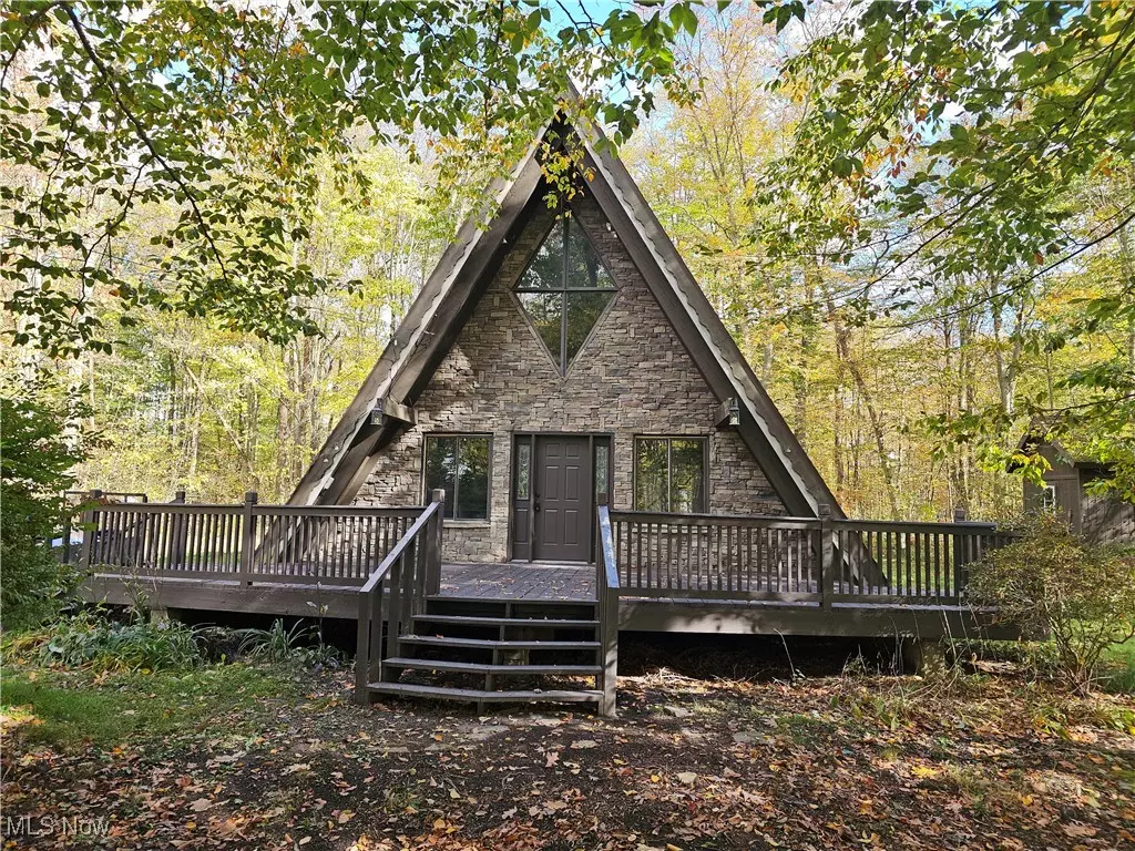 Roaming Shores, OH 44085,940 Long Shadow LN