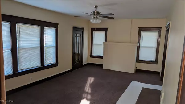 Canton, OH 44708,2916 11th ST NW