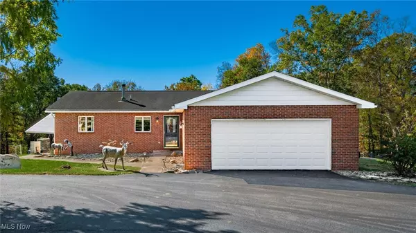 5700 Old Coopermill RD, Zanesville, OH 43701