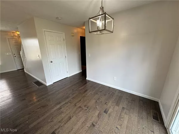 North Ridgeville, OH 44039,38273 Pebble Lake TRL