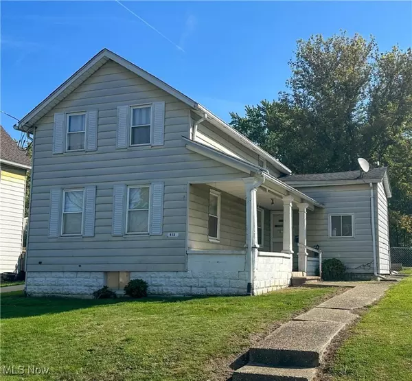 415 S Sycamore ST, Ravenna, OH 44266