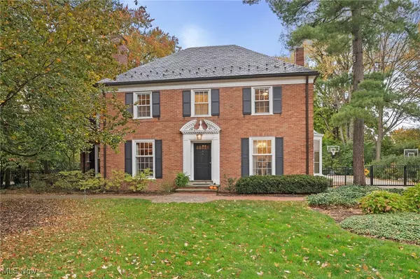 2980 Fontenay RD, Shaker Heights, OH 44120