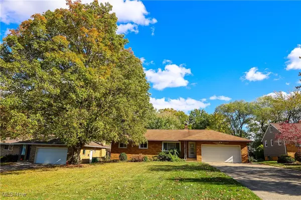 Seven Hills, OH 44131,5833 Kuenzer DR