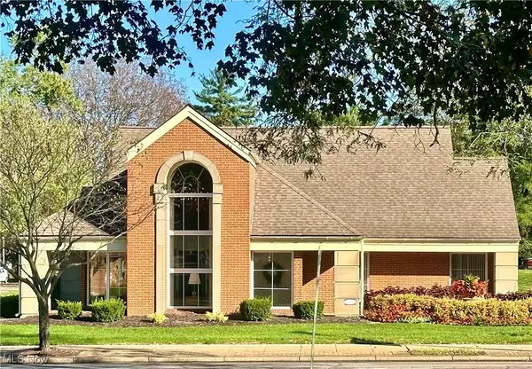 304 Chestnut ST, Coshocton, OH 43812