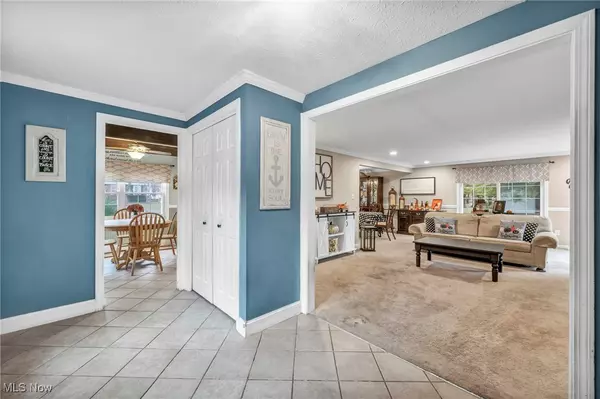 Bay Village, OH 44140,381 Bates DR