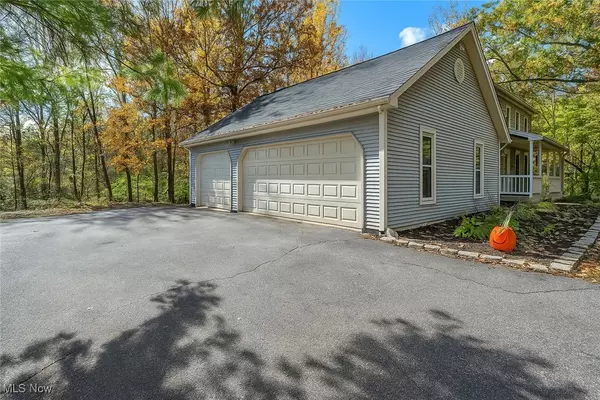 Medina, OH 44256,3276 Hardwood Hollow RD