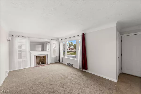 Garfield Heights, OH 44125,11813 Willard AVE