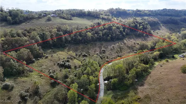 St Clairsville, OH 43950,51345 Little Mcmahon Creek RD