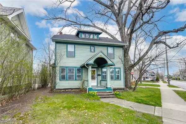 Lakewood, OH 44107,Address not disclosed