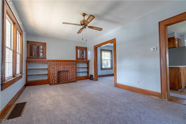 Canton, OH 44710,3215 12th ST SW