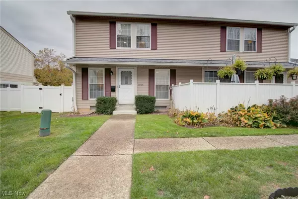20406 Williamsburg CT, Middleburg Heights, OH 44130