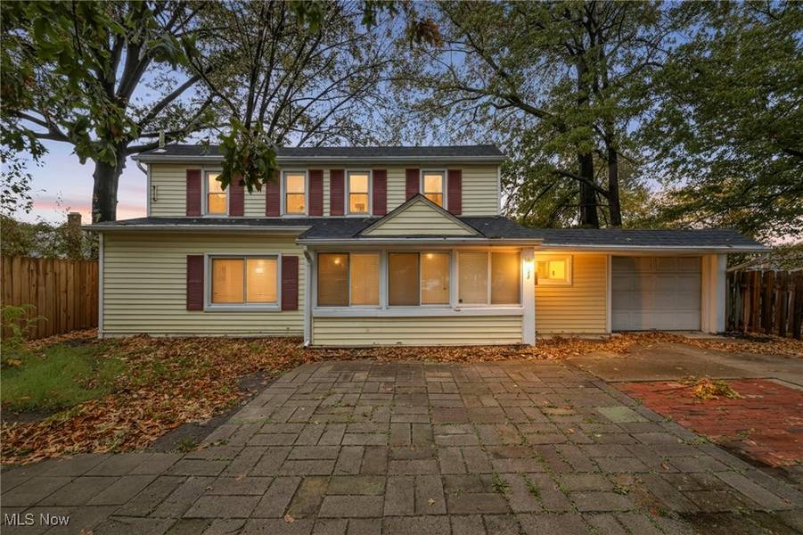 1552 E 254th ST, Euclid, OH 44117