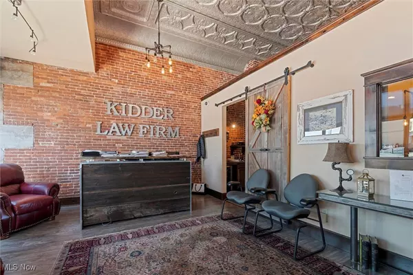 Cadiz, OH 43907,127-131 W Market ST