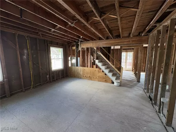 Maple Heights, OH 44137,5251 Forest AVE