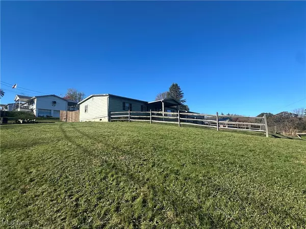 Wellsville, OH 43968,20413 Terrace DR E