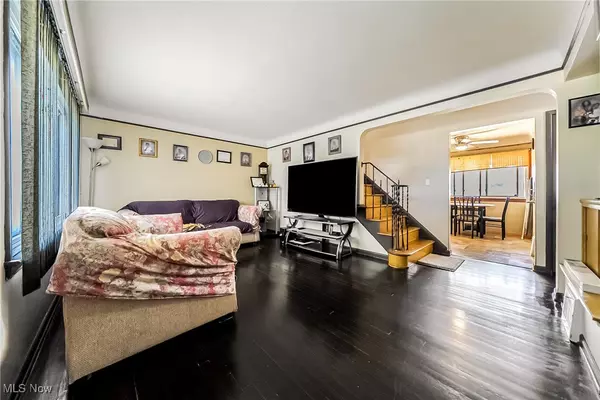 Garfield Heights, OH 44125,11808 Fordham RD