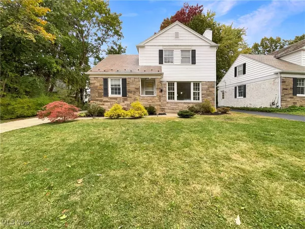 20945 Halworth RD, Shaker Heights, OH 44122