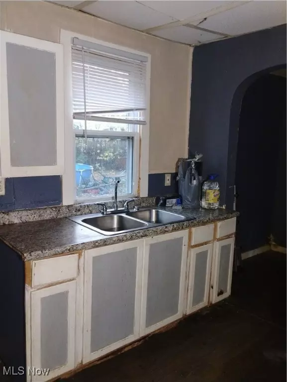 Cleveland, OH 44102,2046 W 103rd ST