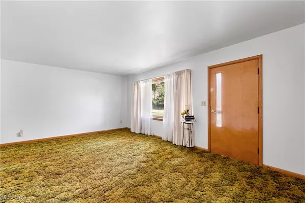 Barberton, OH 44203,404 31st ST SW