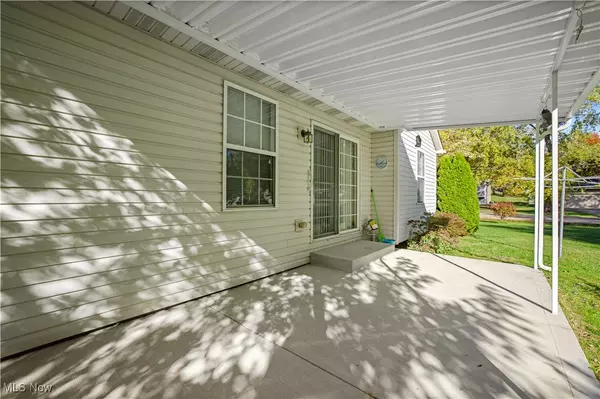 Canton, OH 44721,7106 NE Woodell AVE