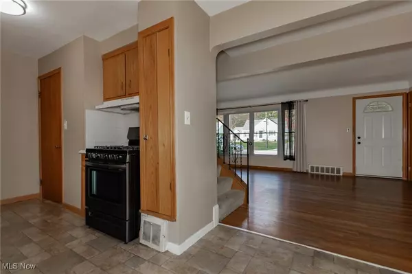 Mayfield Heights, OH 44124,1111 E Miner RD