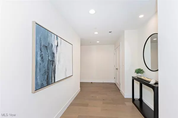 Beachwood, OH 44122,27500 Cedar RD #804