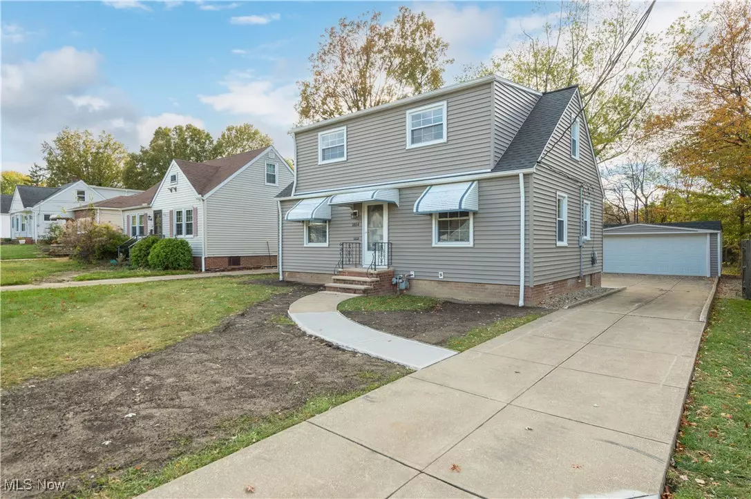 Wickliffe, OH 44092,1854 E 300th ST