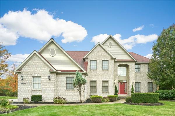5469 Riverview DR, North Royalton, OH 44133
