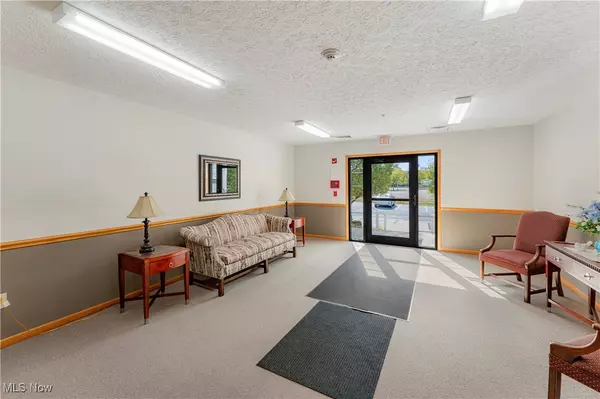 Canton, OH 44718,4703 Hills and Dales RD NW #304