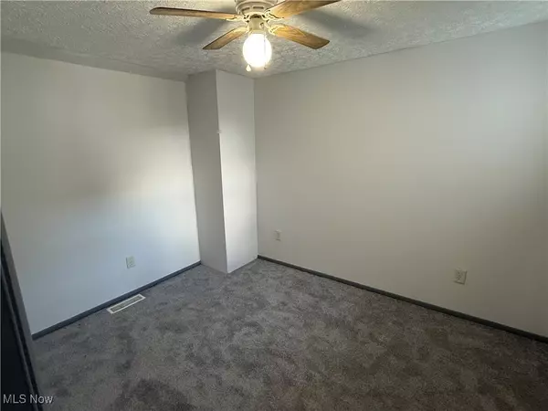 Cleveland, OH 44144,4484 W 53rd ST