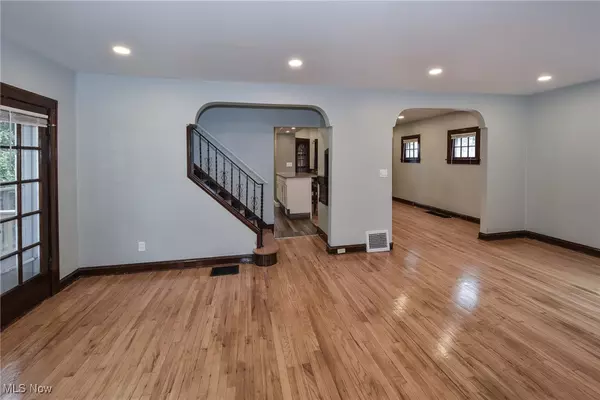 Cleveland Heights, OH 44118,3631 Cummings RD