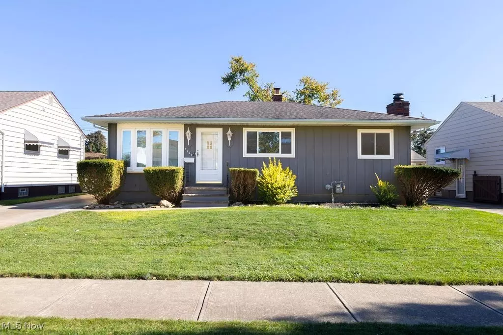 Brook Park, OH 44142,5721 Michael DR