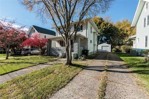 Akron, OH 44310,958 Oakland AVE