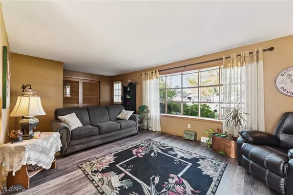 Lorain, OH 44052,1911 W 30th ST